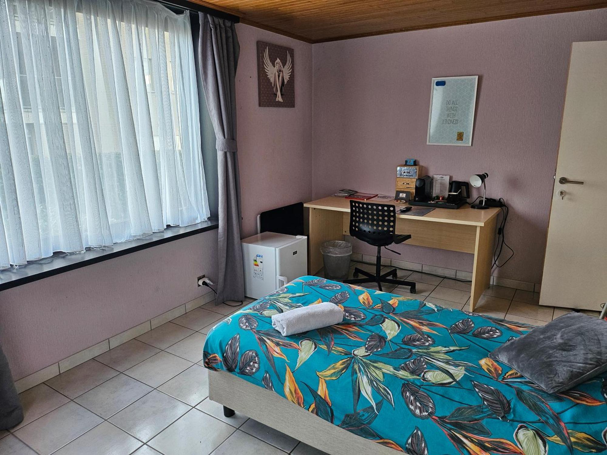 Homestay Gent-Merelbeke Self Check-In Service Melle Chambre photo