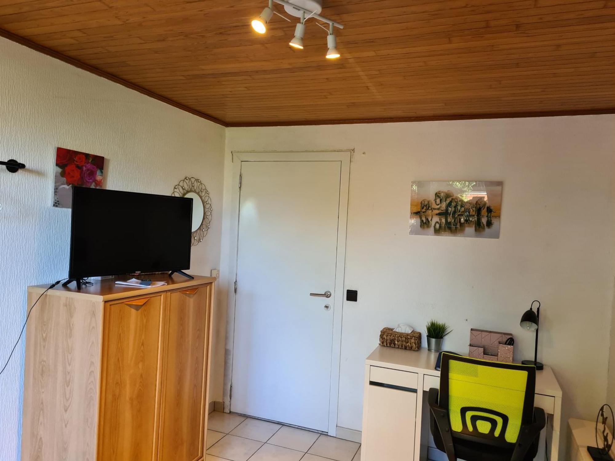 Homestay Gent-Merelbeke Self Check-In Service Melle Chambre photo